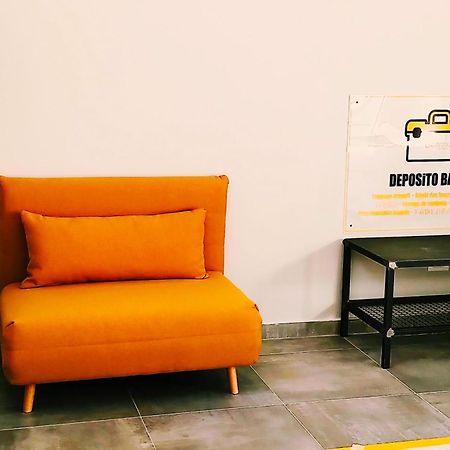 Garage47 Storica Officina Meccanica Loft B&B In Пиенца Екстериор снимка
