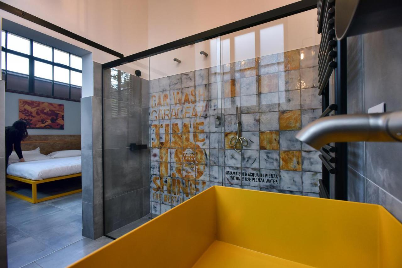 Garage47 Storica Officina Meccanica Loft B&B In Пиенца Екстериор снимка