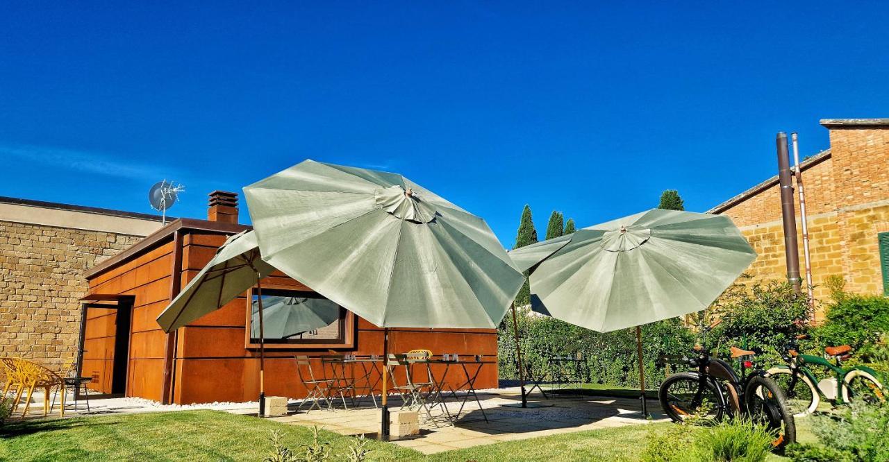 Garage47 Storica Officina Meccanica Loft B&B In Пиенца Екстериор снимка