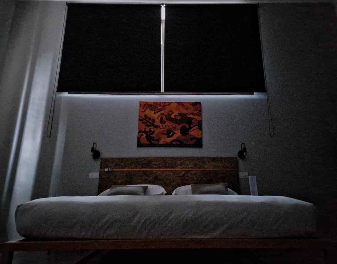 Garage47 Storica Officina Meccanica Loft B&B In Пиенца Екстериор снимка