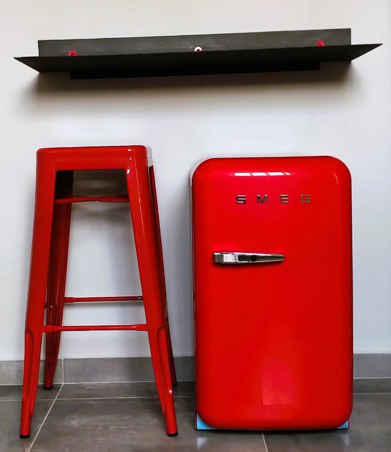 Garage47 Storica Officina Meccanica Loft B&B In Пиенца Екстериор снимка